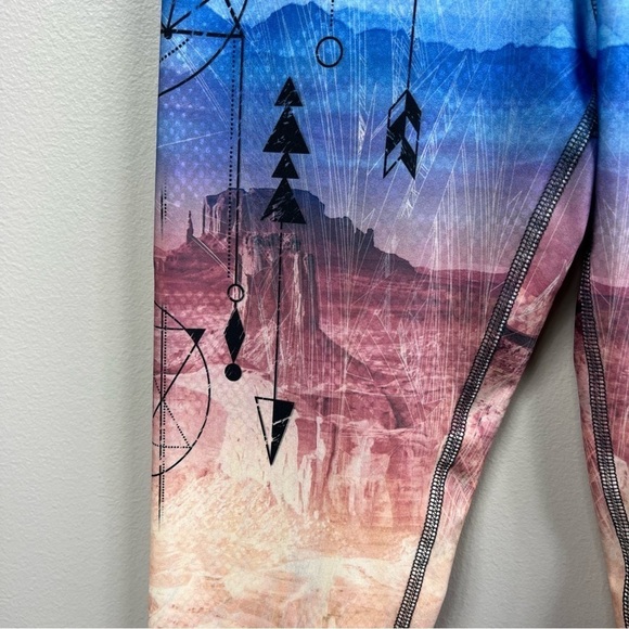 EVOLUTION and Creation Active wear capris yoga pants Sz M - Picture 4 of 5